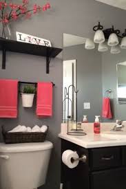 Small Bathroom Decorating on Pinterest | Small Bathrooms, Bathroom ...