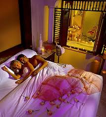 Romantic Bedroom Decorating Ideas - Columbus Interior Improvement ...