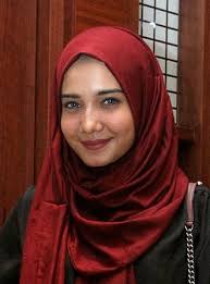 Cara Memakai Hijab Sesuai Bentuk Wajah + Tren Hijab Lebaran