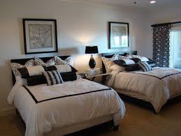 Various Styles of Hotel Bedroom Ideas - Home Interior Design - 4045