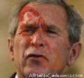  القاء الحذاء على الرئيس الامريكي بوش ... الفيديو كامل( أفضل جودة) بالاضافة للصور  «§»ـ♦ Images?q=tbn:ANd9GcSxvW9WeSyZ7jD-acc0eahCbhZuvHCxfXp6a9cDdrAPhvebAh1xGRWMuf4U