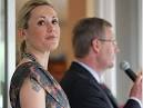 Deutschlands „First Lady“ Bettina Wulff steht zu der Tätowierung auf ihrem ...
