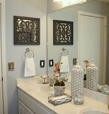Display DIY Elegant Bathroom Decoration | Dejamom.com