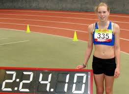 Karolin Siebert verteidigt Titel über 800 Meter | SEK-