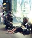 NYPD officer's kindness sparks online sensation | Stuff.