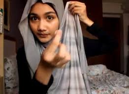 Video Cara Memakai Jilbab Pashmina Modern | Cara Memakai Jilbab ...