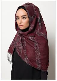 20 Aneka Model Hijab Modern Terpopuler Untuk Kuliah | New Tutorial ...