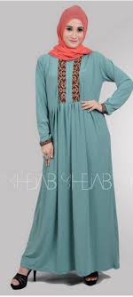 18 Trend Fashion Model Baju Muslim Terkini