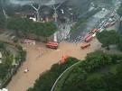 H88.com.sg » General News » Morning downpour floods Orchard Road