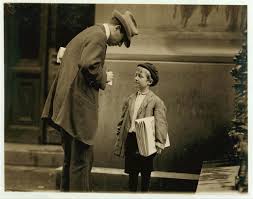 Michael McNelis, 612 Noble St., age 8 yrs. Old, newsboy. This boy ... - 03633r