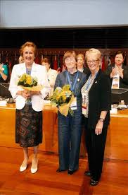 Irene Wiese von Ofen mit \u0026quot;Meritorious Service Award\u0026quot; geehrt ... - WvOPreisverleihung