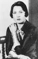 Carola Neher (Foto: Jacoby, 1932). Am 1. August begannen die Proben zur ...