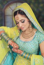 مكياج واكسسوارات العروس الهندية Images?q=tbn:ANd9GcTcfBayF7mSkAUCsCyexHYPcRVTfJgEMUfIeyTUEaHrMLzH6M1bGg&t=1