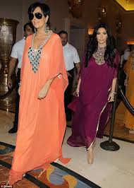 Arabic dresses on Pinterest | Arabic Dress, Kaftan and Abayas