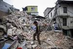 Earthquake Devastates Nepal, Killing More Than 1,900 - NYTimes.com