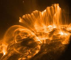 La NASA: rischi per l'eruzione solare più forte degli ultimi anni Images?q=tbn:ANd9GcTku4SKH6ZcJRSBIs8mEvBK-POzaEOIjqiJIi_dSIghH7920ABe