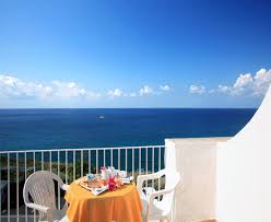 Galeotto fu il vino novello veduta del mare
