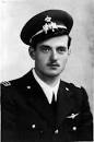 Luigi Tomasi - Sottotenente pilota. Nato ad Arzignano (Vicenza), il 3/7/1918 - equipaggio_Tomasi