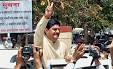 EC to serve notice on Munde for his Rs. 8 cr poll expenditure ...