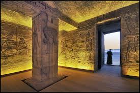 Templo de Nefertari Images?q=tbn:ANd9GcTzCiOTUYcSk-n57drLksE_9YAbLfla3EJa3DSFRHGc4p9vQgas3NPfvf7Zeg