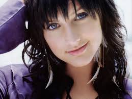 http://t1.gstatic.com/images?q=tbn:C8CBg1Uhh0VZJM:http://www.icm.espol.edu.ec/estudiantes/2005/200505204/9462_ashleesimpson%255B1%255D.jpg