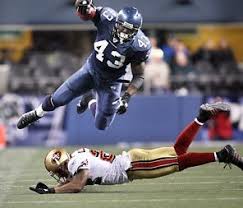 Seattles Leonard Weaver takes