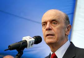 http://t1.gstatic.com/images?q=tbn:L5Il-sPuFoveDM:http://www.tvdalapa.com.br/blog/wp-content/uploads/2009/07/jose-serra1.jpg&t=1