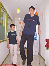 شوف اطول رجل فى العالم 5363.imgcache
