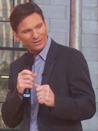 Bill Weir - small.jpg