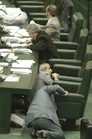 صندلی های همیشه خالی !!؟؟ صندلی های همیشه خالی !!؟؟