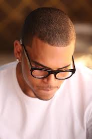 Chris Brown 433x650