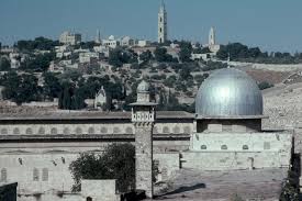 http://t1.gstatic.com/images?q=tbn:fK6pvwZv1zcFSM:http://www.eramuslim.com/fckfiles/image/aqsa(1).jpg