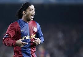 صور لرلندينهوووووووووووو Ronaldinho2