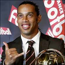 صور لرلندينهوووووووووووو Ronaldinho-to-ac-milan