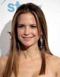 Kelly Preston Looks Amazing!