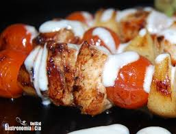 brochetas_pollo_queso1.jpg