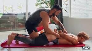 Xbeqglhgaaaa ca trto jpg x Gay yoga