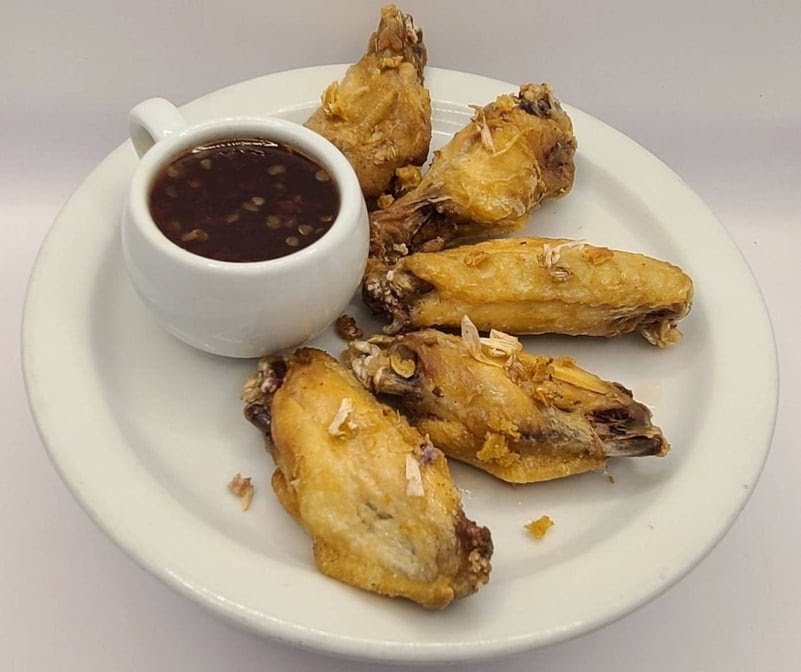 Dek Sen's Thai by null