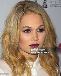 Kelli berglund blonde hair throwback jpg x Kelli berglund sexy