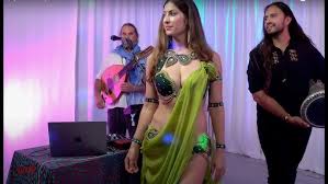 Belly dancer on the turkish night jpg x Belly dance xxx