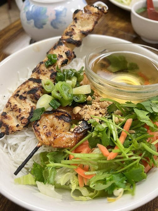 Rang Dong Restaurant by null