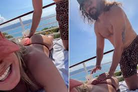 Heidi klum flaunts naked body jpg x Heidi klum sex tape