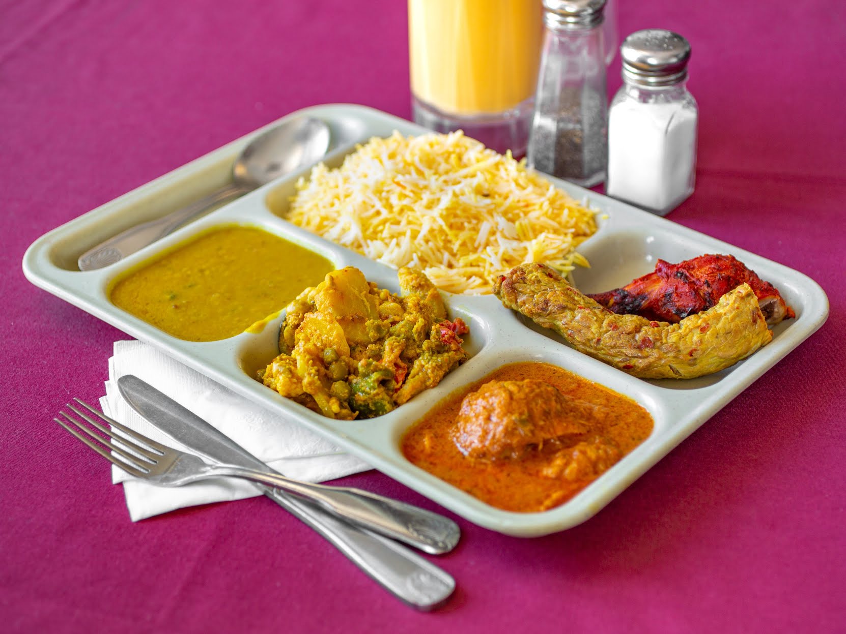 Al Watan Halal Tandoori Restaurant by null