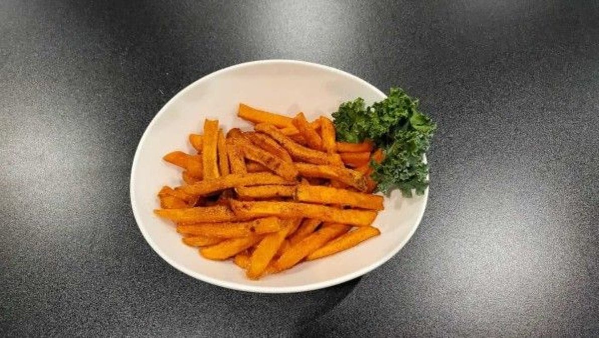 Piano Keys Restaurant and Lounge by null