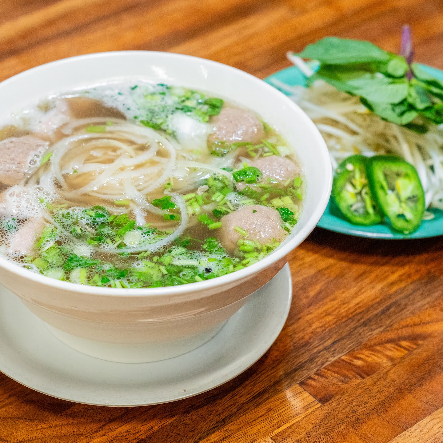 XinhXinh Vietnamese Bistro by null