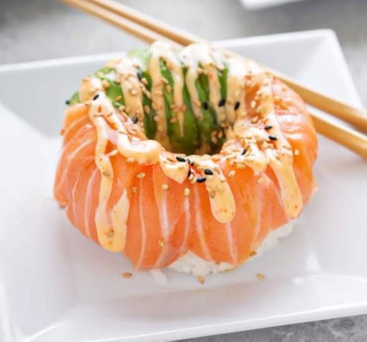 Poke Burri / Lifting Noodles Ramen by null