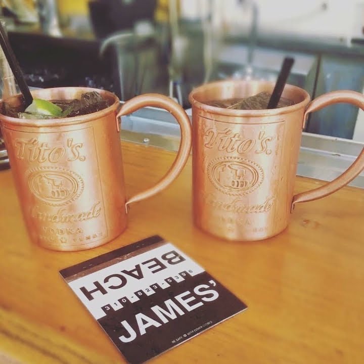 James' Beach by null