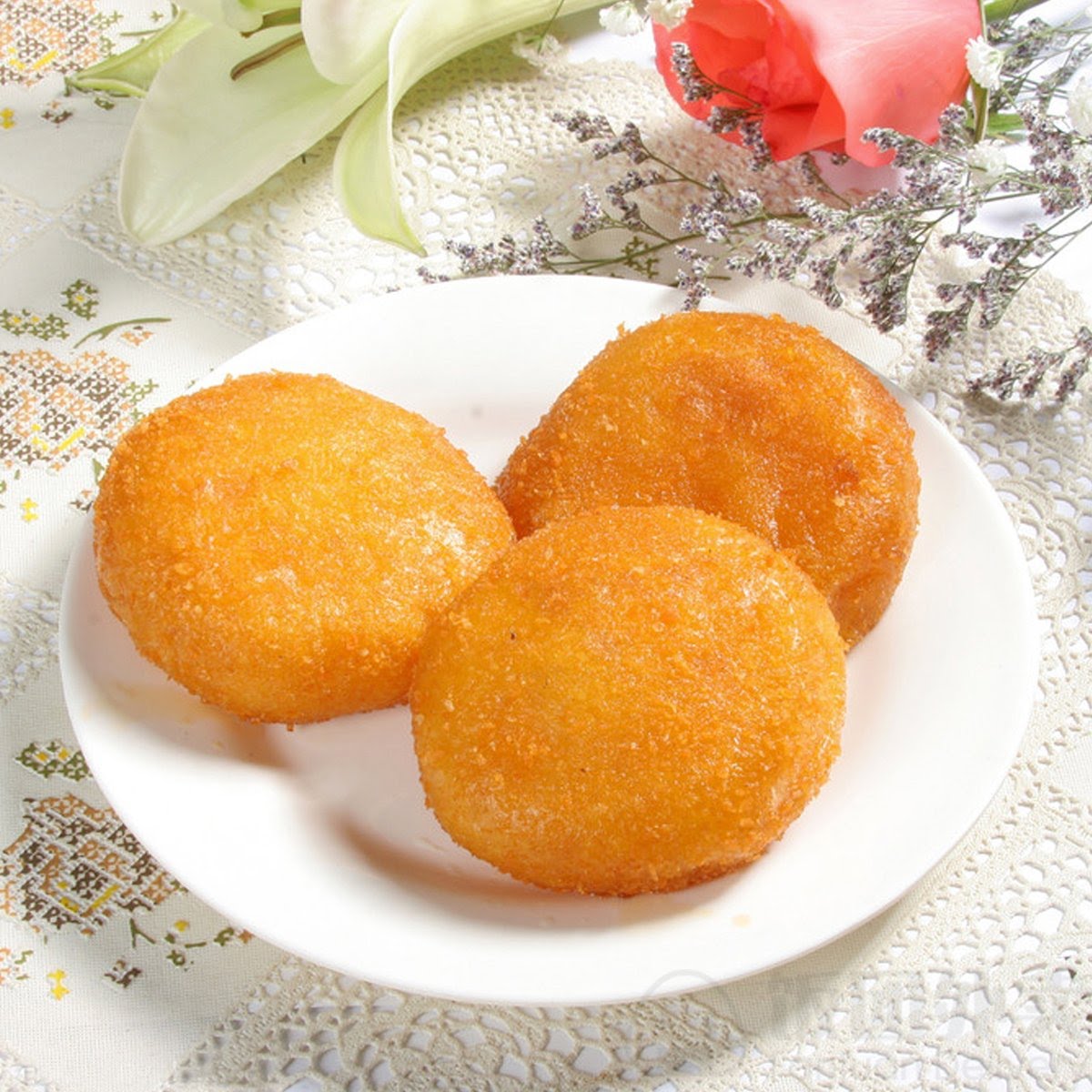 Crossing Bridge Rice Noodle Duluth 十秒到云南过桥米线 by null