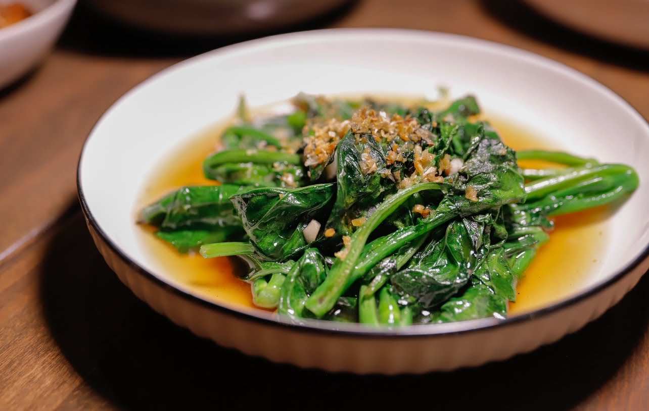 Chalong Southern Thai by null