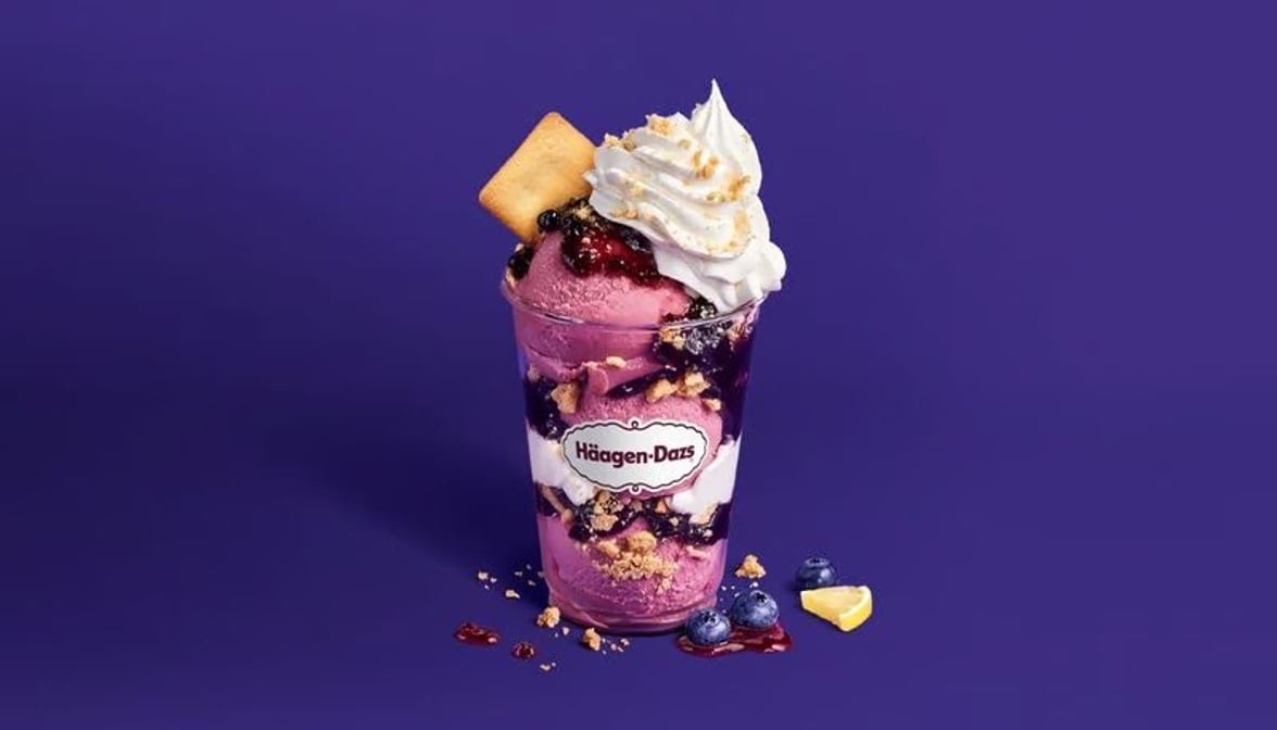 Häagen-Dazs Ice Cream Shop by null